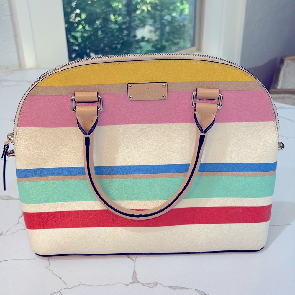 🌈🦄🏳️‍🌈 PRIDE 🌈🦄🏳️‍🌈
Kate Spade Multi Color Crossbody Satchel with Gold Hardware